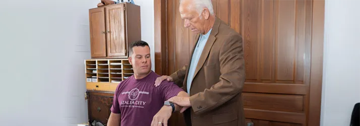 Chiropractor Mobile AL Donald Ellis With Carpal Tunnel Patient UPDATED Chiropractor Mobile AL Donald Ellis With Carpal Tunnel Patient